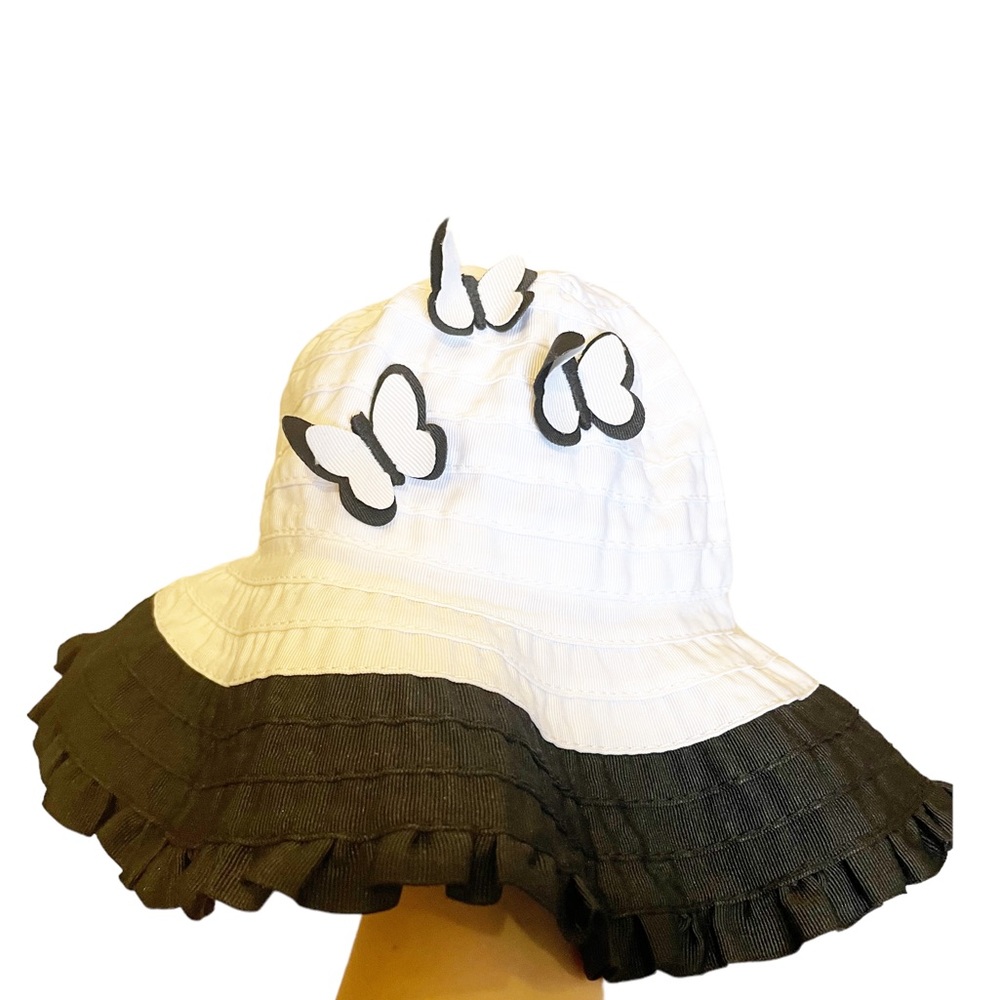 NWT Gymboree Sunhat Black & White with Butterflies Size 6-12 months